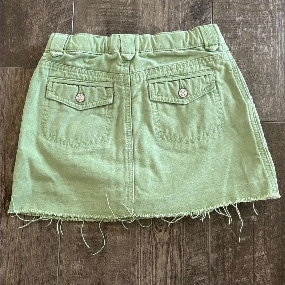 GAP Olive Green Girls Button-Front Skort & Oshkosh pink tops